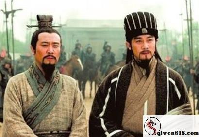 意外情感与社会现象的交织